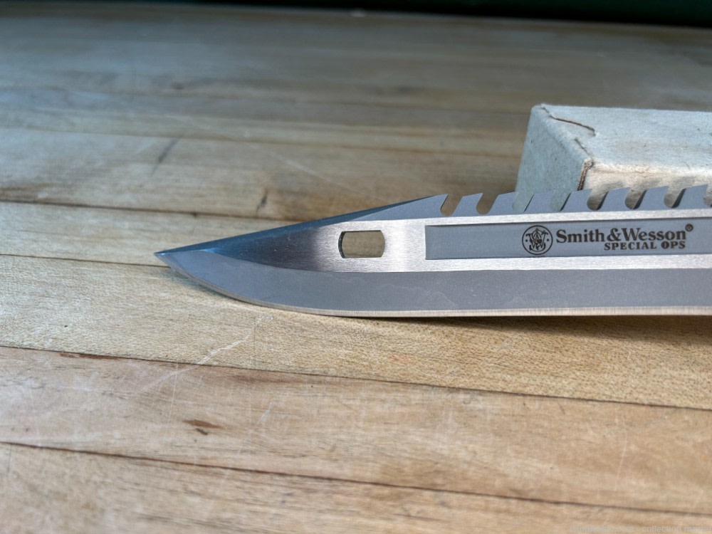 Smith & Wesson Special OPS USGI Bowie Fighting Knife SW3G W/ Sheath S&W -img-1