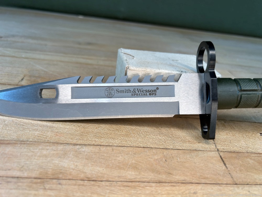 Smith & Wesson Special OPS USGI Bowie Fighting Knife SW3G W/ Sheath S&W -img-2
