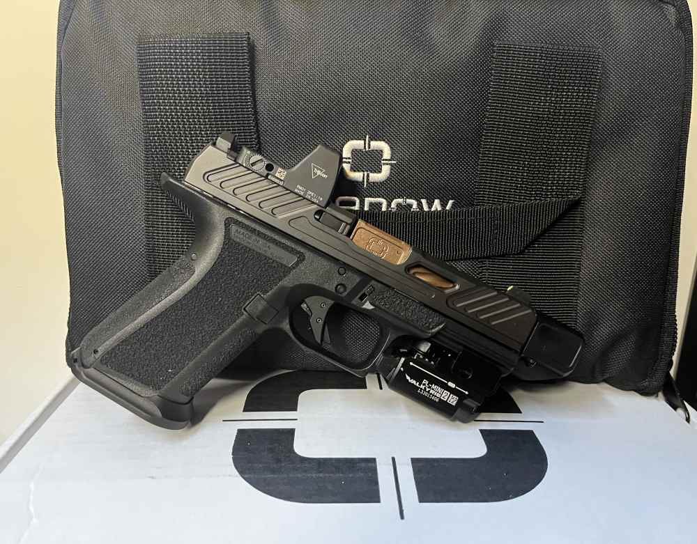 Shadow Systems MR920 Elite with comp, RMR and Olight-img-1