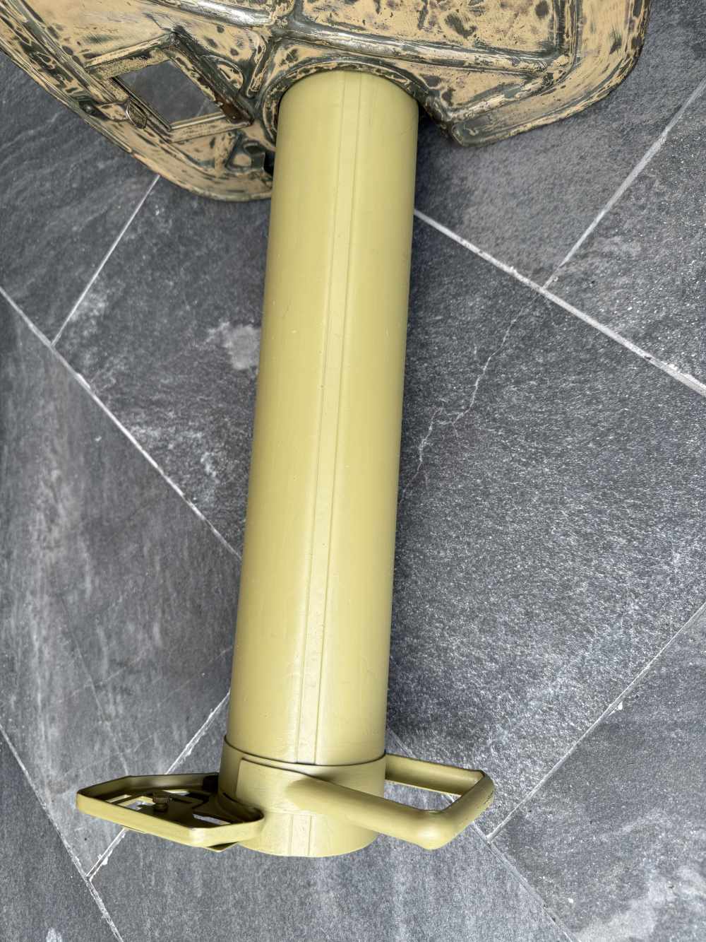 WWII German Panzerschreck Rocket Launcher w/ Shield Sling & Markings-img-6