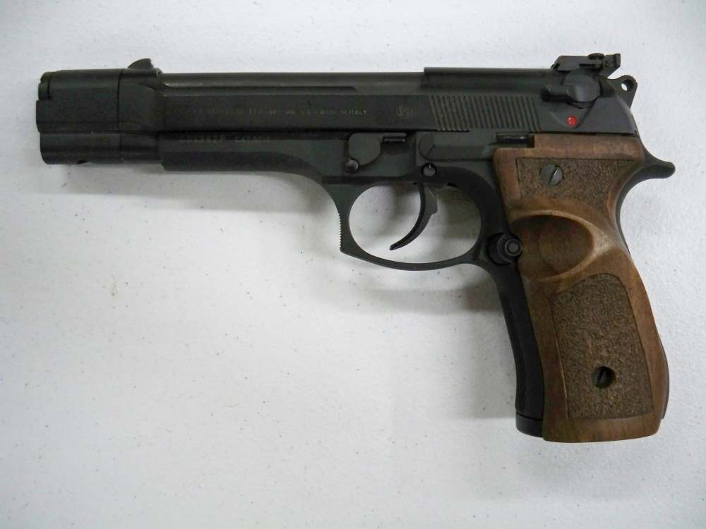 Beretta 98FS Target 9x21 IMI W/ 3 magazines   VERY RARE Pistol-img-4