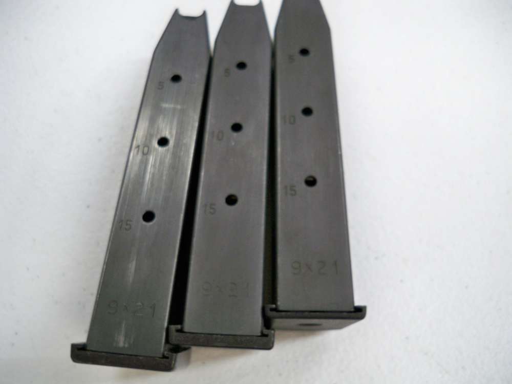 Beretta 98FS Target 9x21 IMI W/ 3 magazines   VERY RARE Pistol-img-23