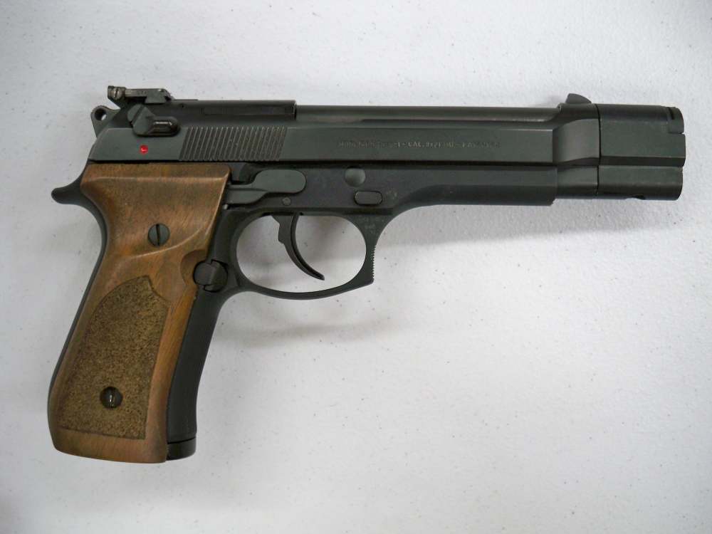 Beretta 98FS Target 9x21 IMI W/ 3 magazines   VERY RARE Pistol-img-3