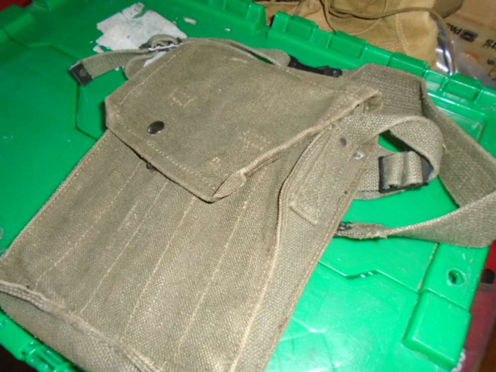 smg green canvas mag pouch. Vigeron?-img-0