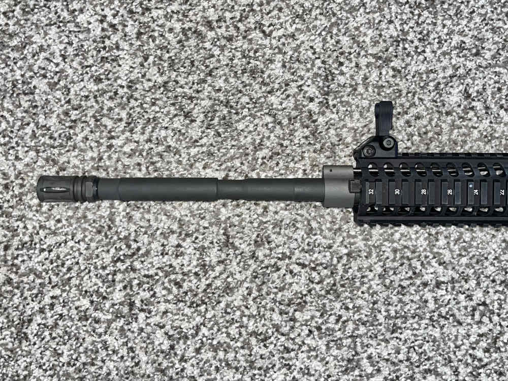 LWRC International M6 5.56mm Nato 5.56x45 16" AR15 Rifle-img-2