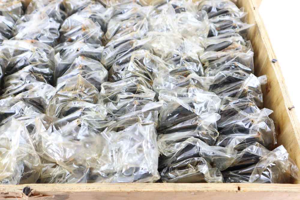 Extremely Rare Crate of 100 New Old Stock Chinese AK-47 7.62x39 Magazines -img-12