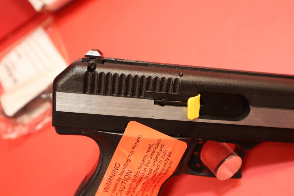 NOS Hi-Point CF380 380acp PENNY START No Reserve CF 380 acp-img-10