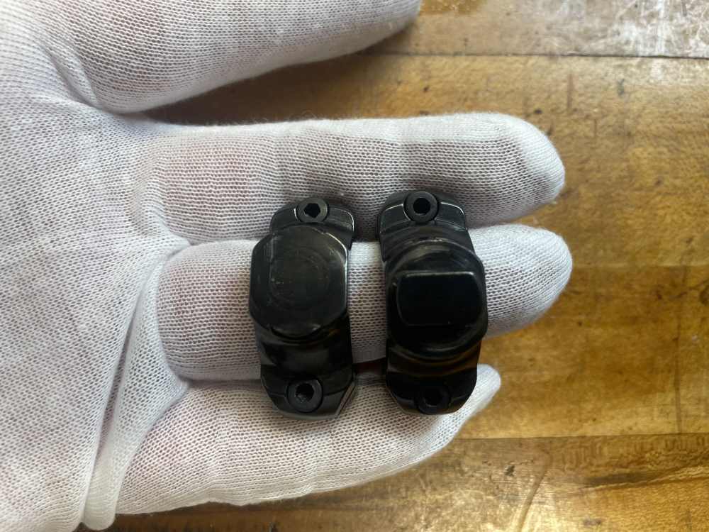 REDFIELD SCOPE RINGS 1” SPLIT *HIDDEN SCREW *BOTTOM SCREW* with BOX *NICE-img-3