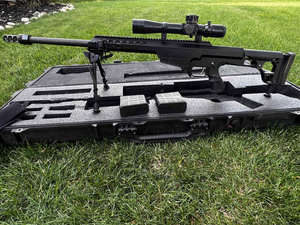 Barrett 338 Lapua 2 mags IOR Scope 98B with bipod and original case-img-6