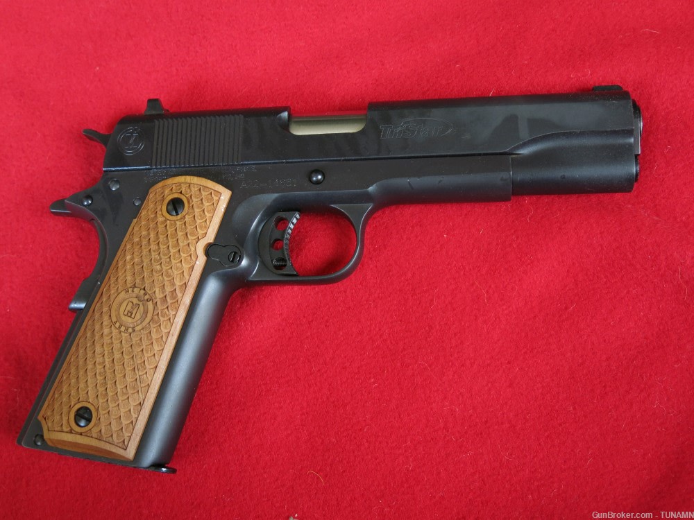 Tristar American Classic 1911 in 38 Super  5"barrel Excellent Condition -img-4