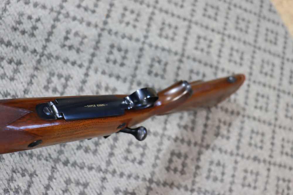 Winchester Model 70 Super Grade Bolt  Rifle Cal. 458 magnum (SN#G1374757)-img-19