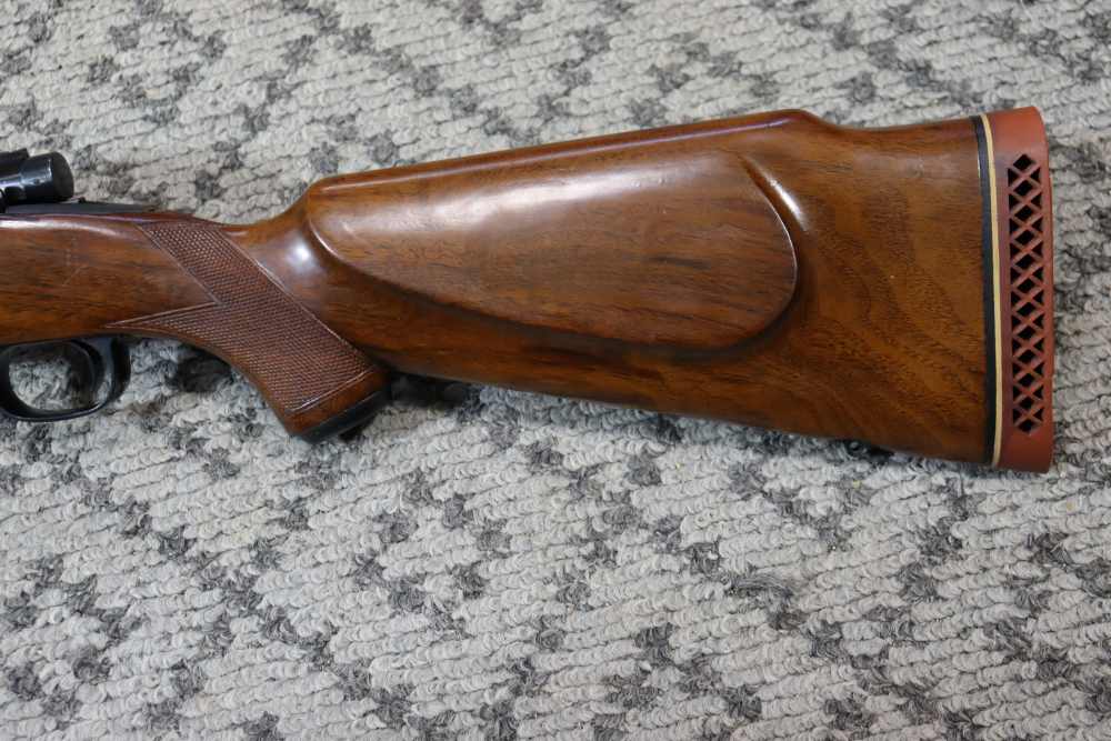 Winchester Model 70 Super Grade Bolt  Rifle Cal. 458 magnum (SN#G1374757)-img-6