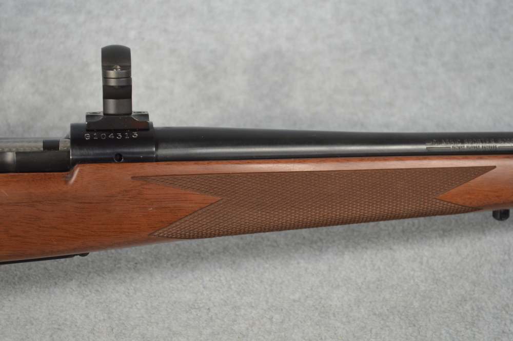 Winchester Model 70 Classic Sporter Boss 338 Win Mag 1990s High Condition-img-4