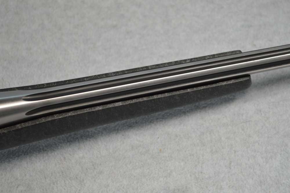 Weatherby Mark V Accumark 300 Wby Mag USA-img-8