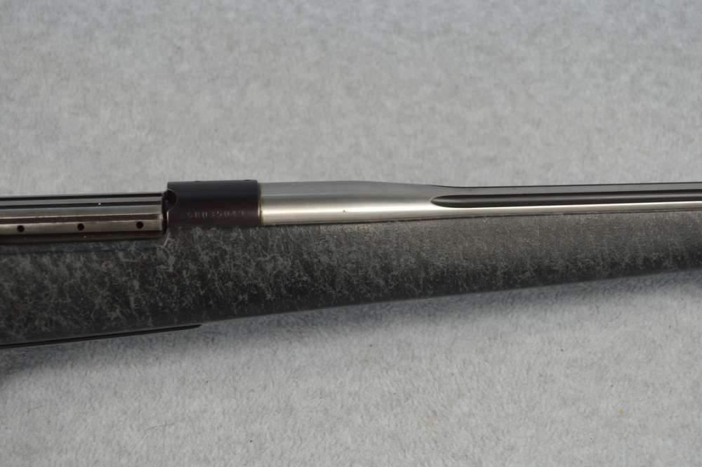 Weatherby Mark V Accumark 300 Wby Mag USA-img-3