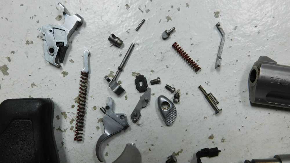 Taurus Model 85 Stainless 38 Special Parts Kit Grip/2 Inch Barrel/5 Shot-img-5