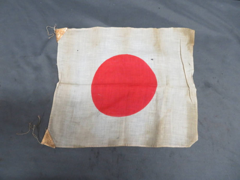 WWII JAPANESE HINOMARU MEATBALL FLAG-ORIGINAL-RIFLE SIZE-img-0