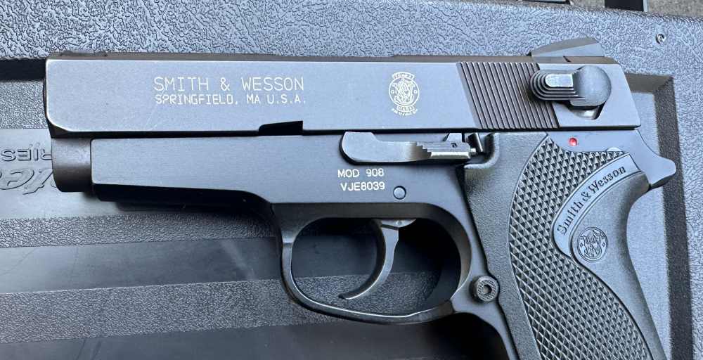 S&W 908 Compact Lightweight 9mm 8-round Pistol, Metal Frame, 2002-img-5