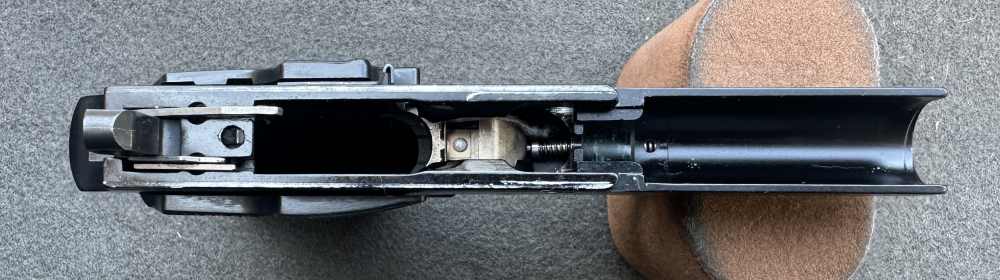 S&W 908 Compact Lightweight 9mm 8-round Pistol, Metal Frame, 2002-img-31