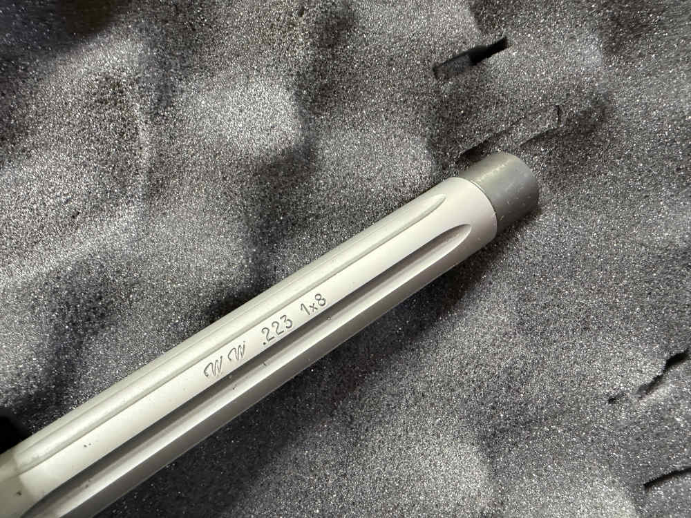 NIB Windham Weaponry WW-15 varmint .223 AR-15 NICE! TRADES!-img-9