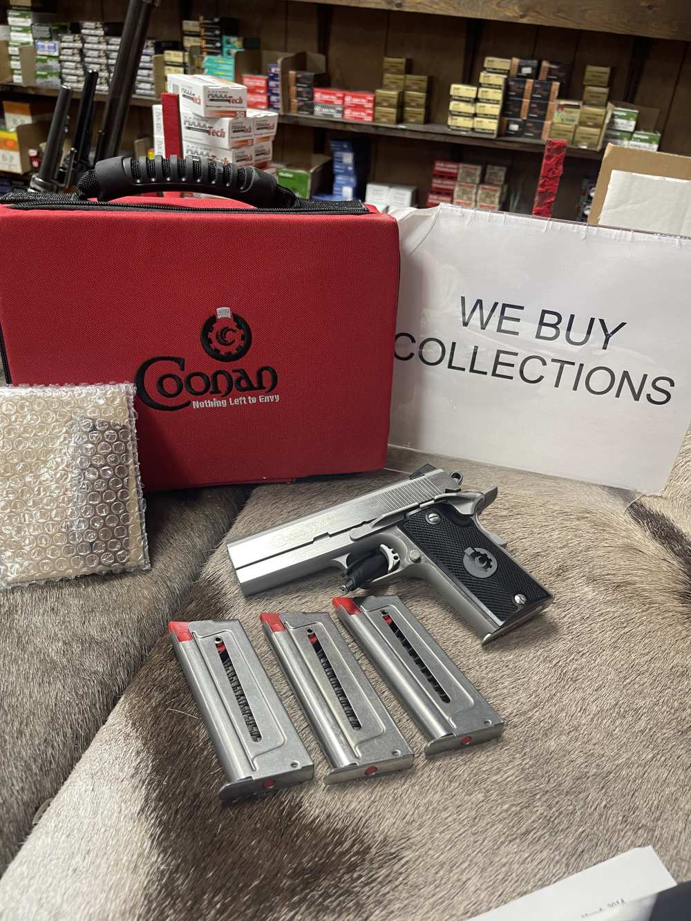 Coonan COMPACT 357 MAG semi auto pistol ULTRA RARE lnib with 4 mags + More-img-0