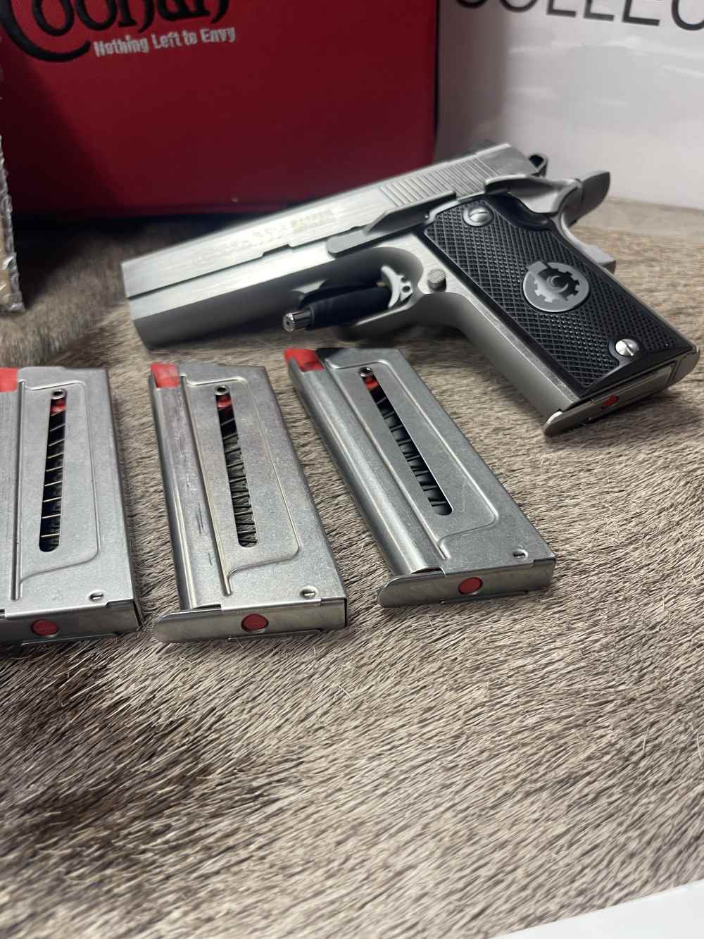 Coonan COMPACT 357 MAG semi auto pistol ULTRA RARE lnib with 4 mags + More-img-11