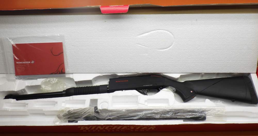 Winchester SXP Defender 12Ga-3" 18"Bbl CYL 5+1 Factory Box-img-42