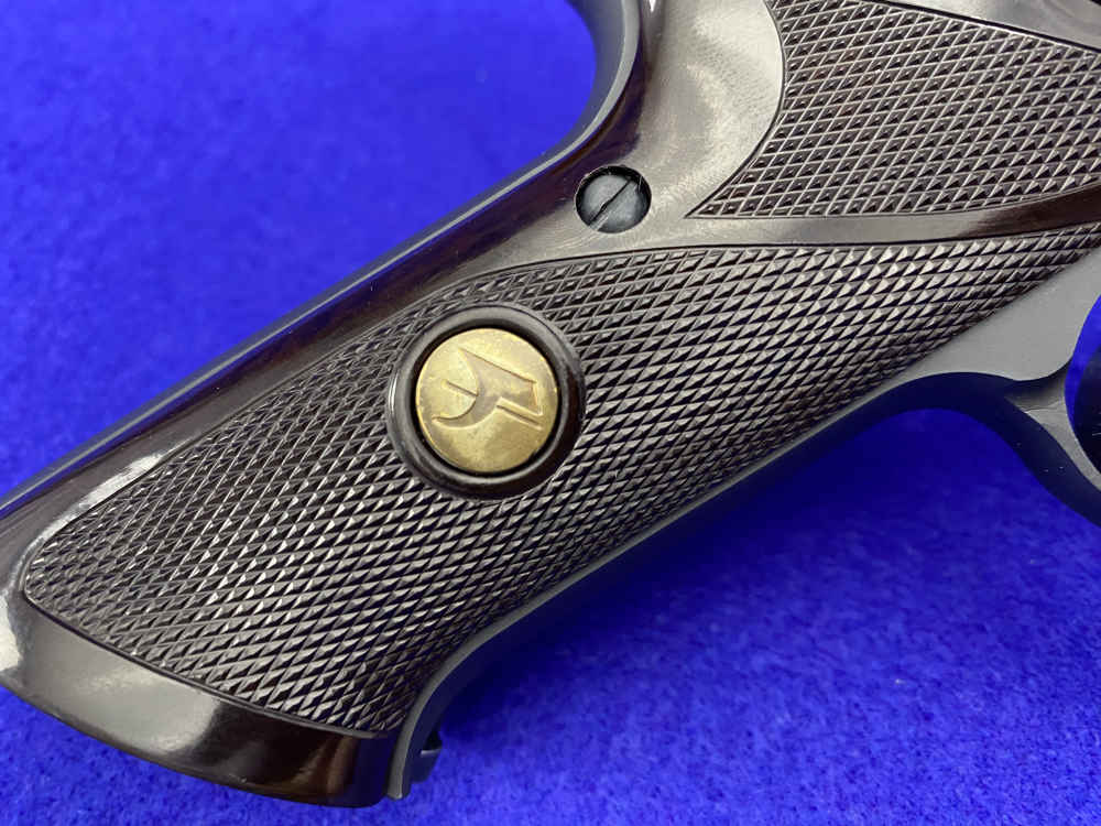 High Standard Sport King 22LR 6 3/4" Blue*BEAUTIFUL SEMI-AUTO .22LR PISTOL*-img-14
