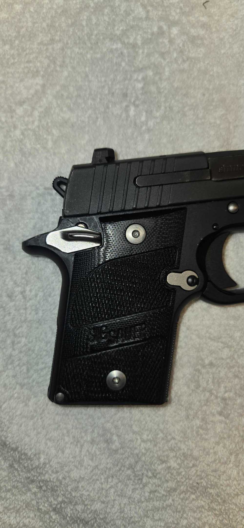 Sig SAUER P938 WITH SIG LASER-img-7