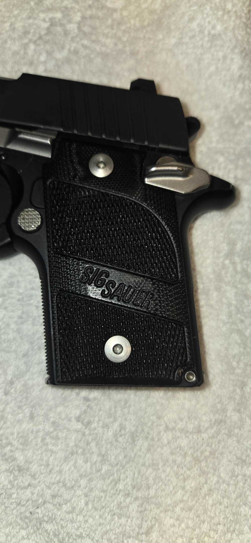 Sig SAUER P938 WITH SIG LASER-img-4