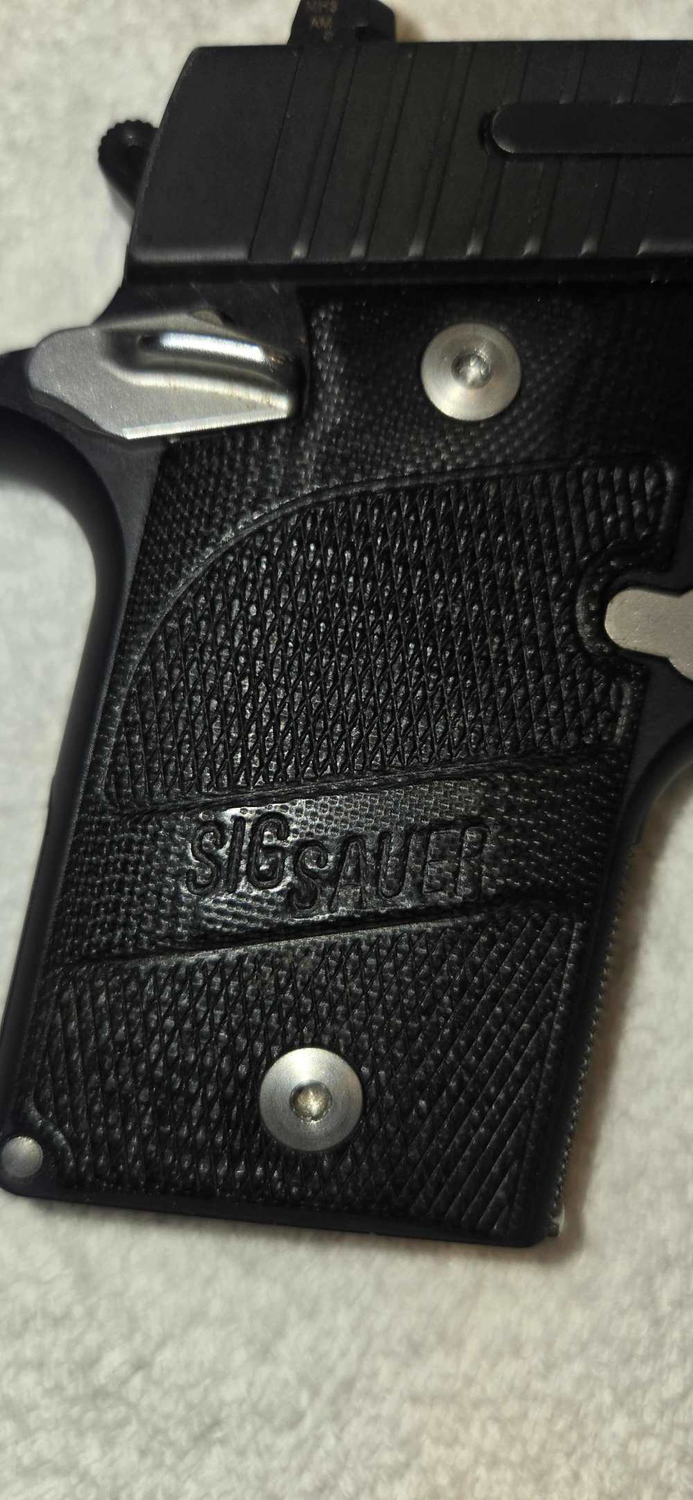 Sig SAUER P938 WITH SIG LASER-img-11