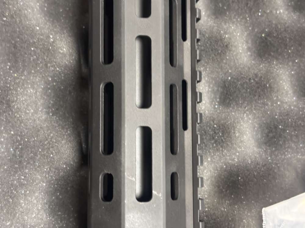 Knights Armament SR15 Stoner rifle mod 2-img-4