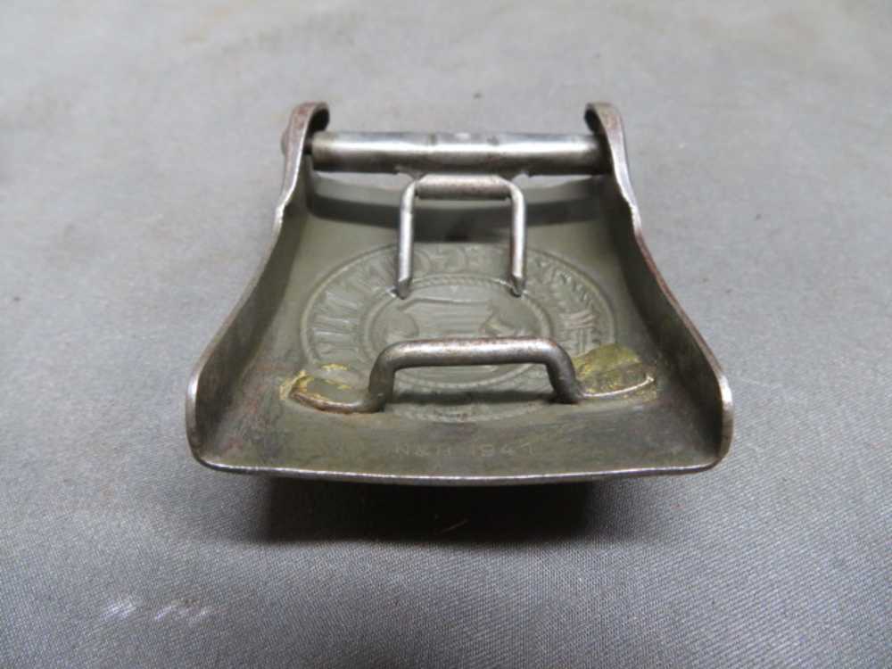 WWII GERMAN ARMY BELT BUCKLE-ORIGINAL-MARKED “N & H 1941”-img-4