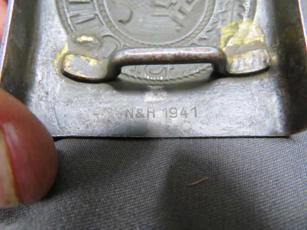 WWII GERMAN ARMY BELT BUCKLE-ORIGINAL-MARKED “N & H 1941”-img-5