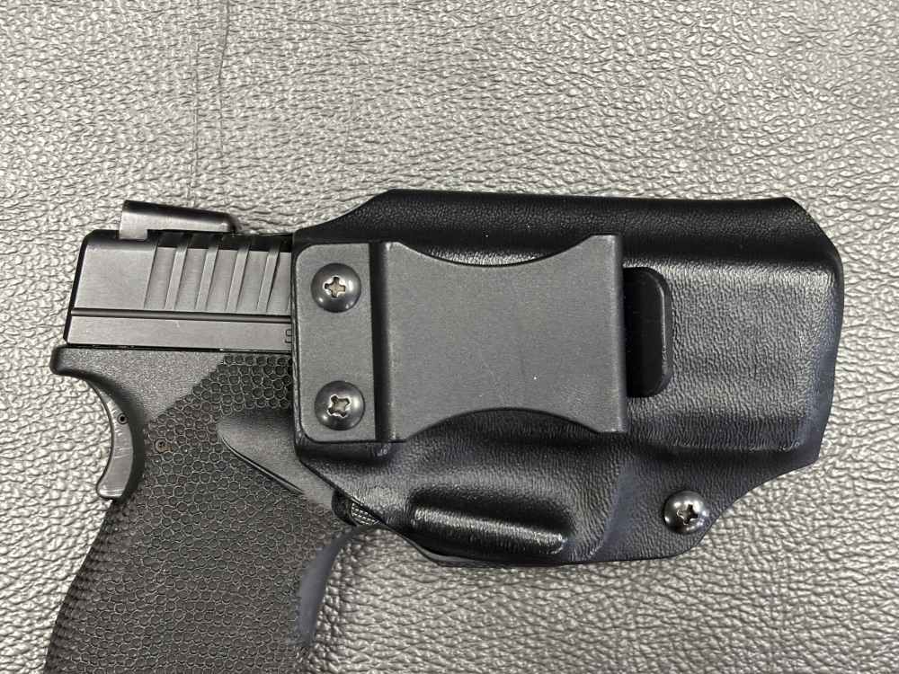 SPRINGFIELD XD-S 45 ACP WITH 3 MAGS AND EXTRAS. NO RESERVE -img-12