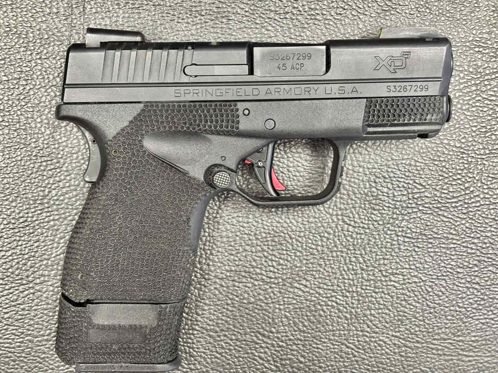 SPRINGFIELD XD-S 45 ACP WITH 3 MAGS AND EXTRAS. NO RESERVE -img-2