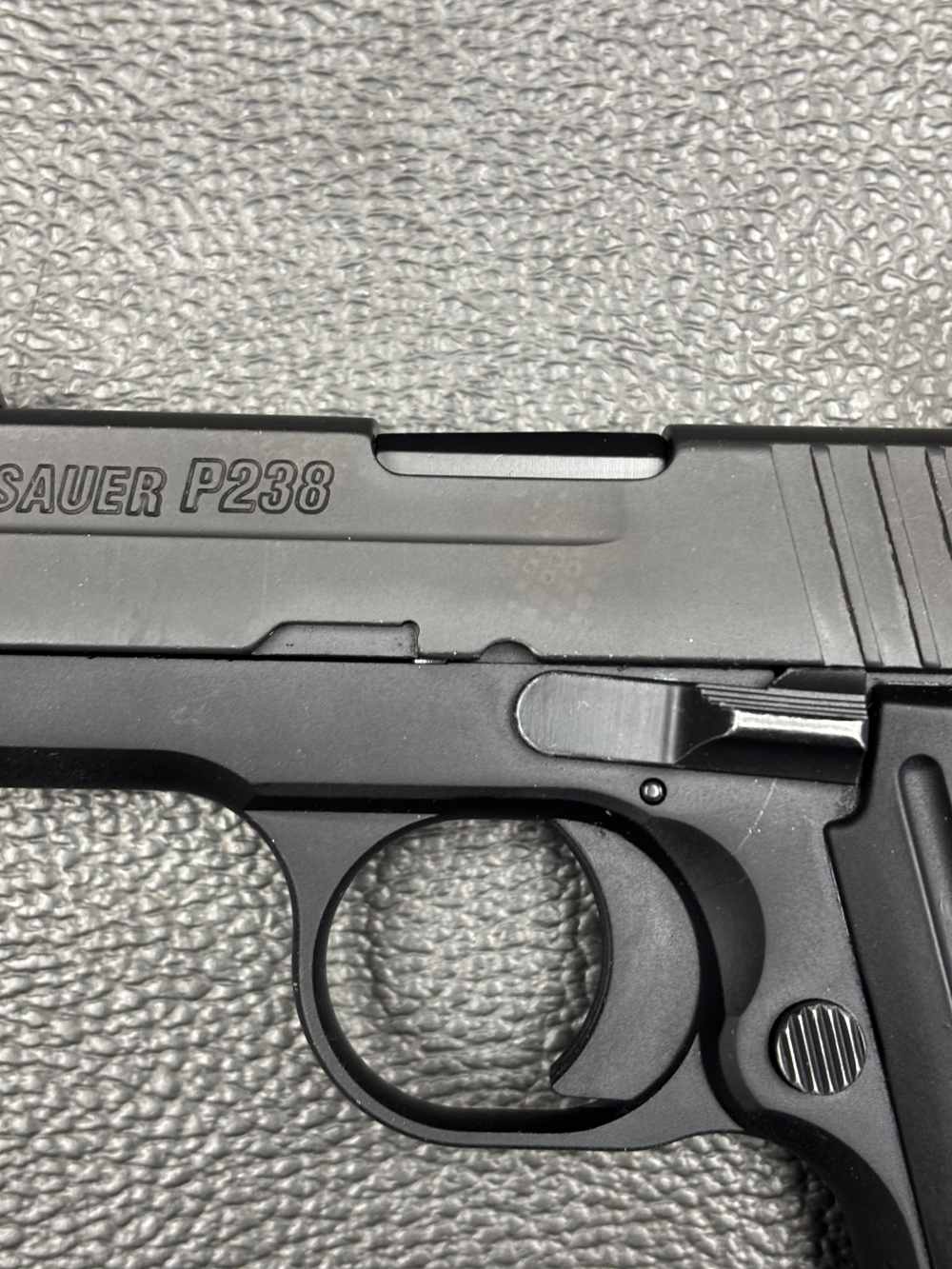 SIG SAUER P238 SEMIAUTOMATIC 380 ACP. NO RESERVE -img-3