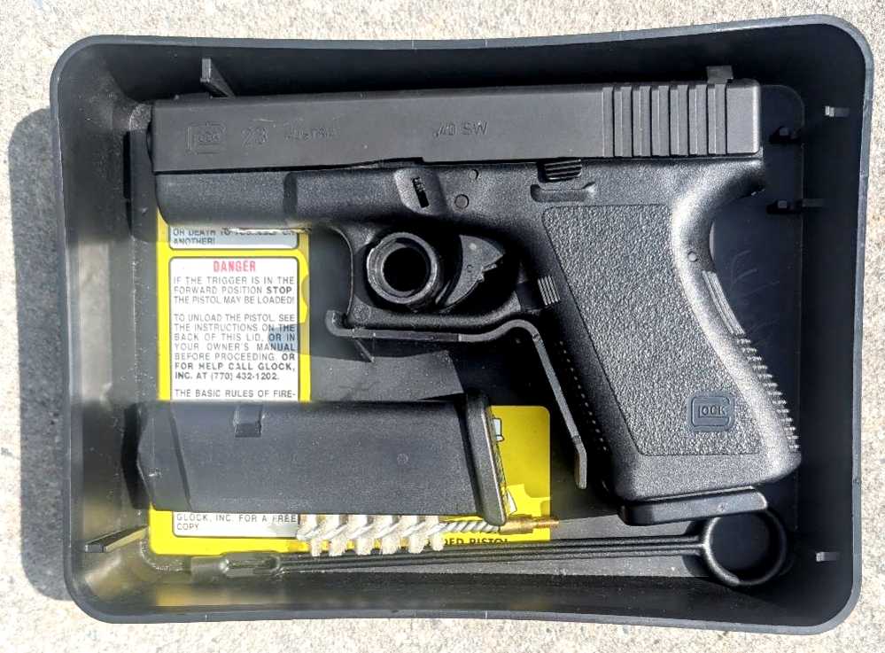 Glock 23 40 S&W first addition in the original Tupperware box-img-0