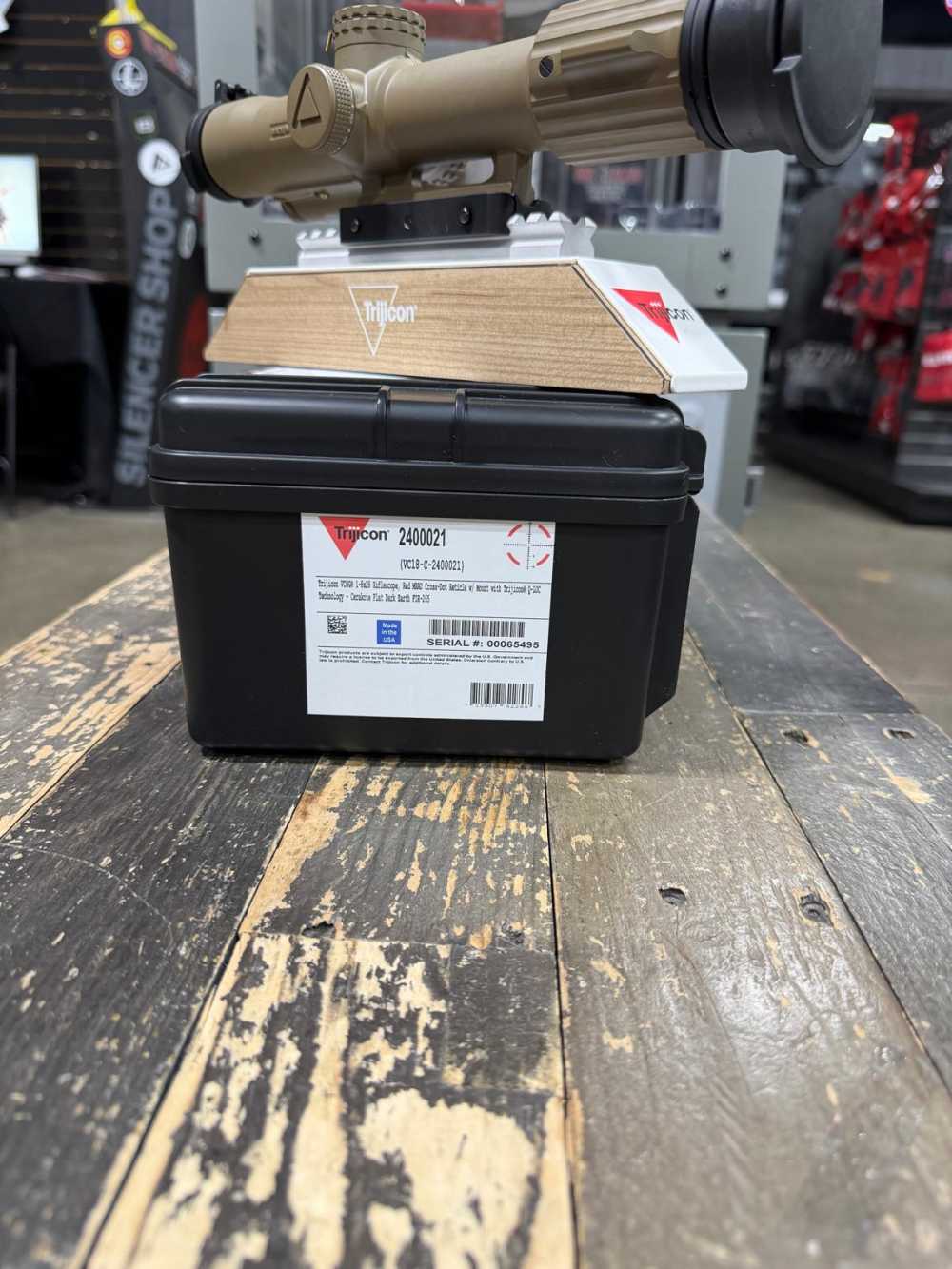 Trijicon VCOG 1-8X FDE MIL -img-1