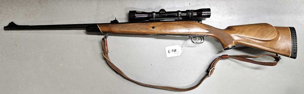 Winchester Model 70 7MM Rem. mag W/Scope-img-1
