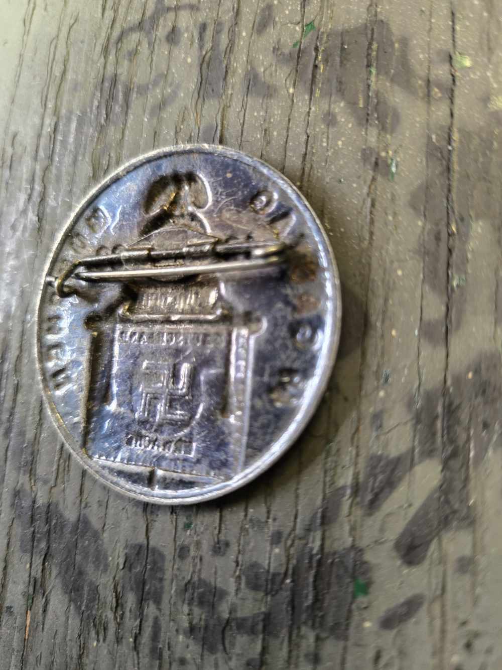 WW2 German SS 1933 Gautag Munchen badge, extra fine condition-img-7