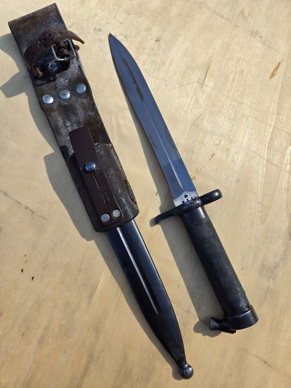 Swedish Military Mauser bayonet extra fine condition original frog-img-7