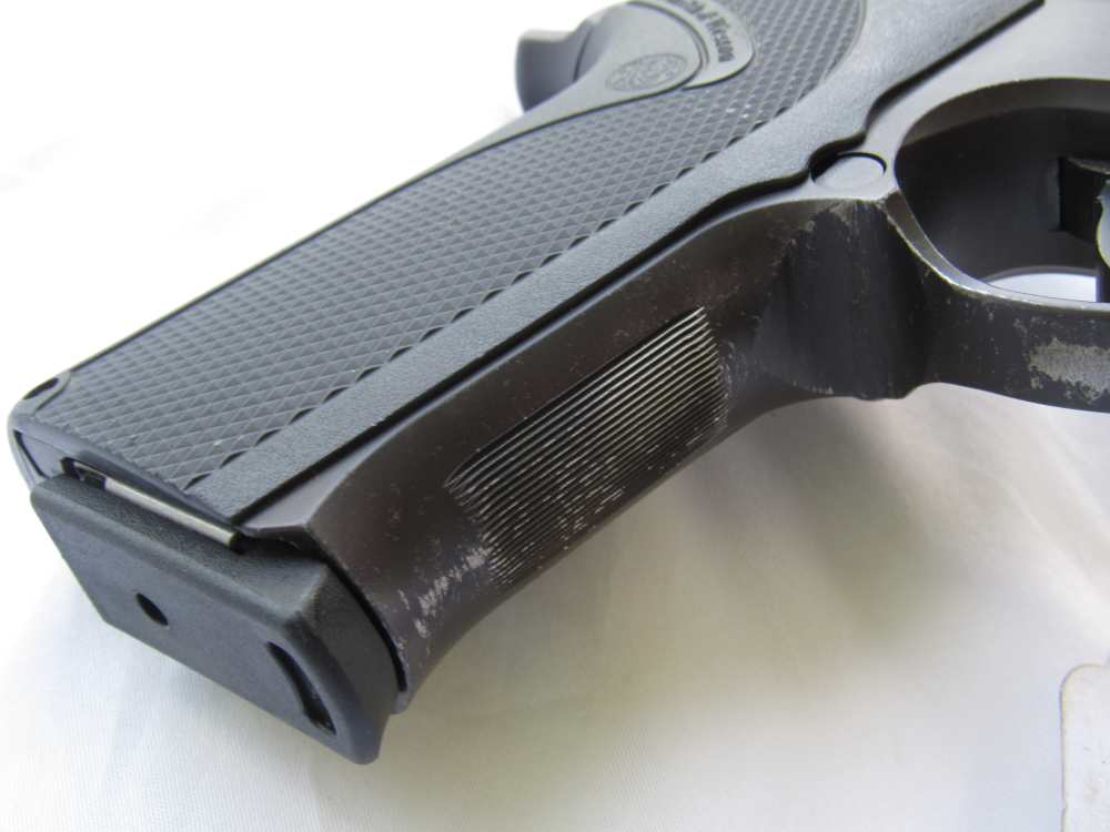 1994 Smith & Wesson 915 9mm $.01 Start No Reserve-img-14
