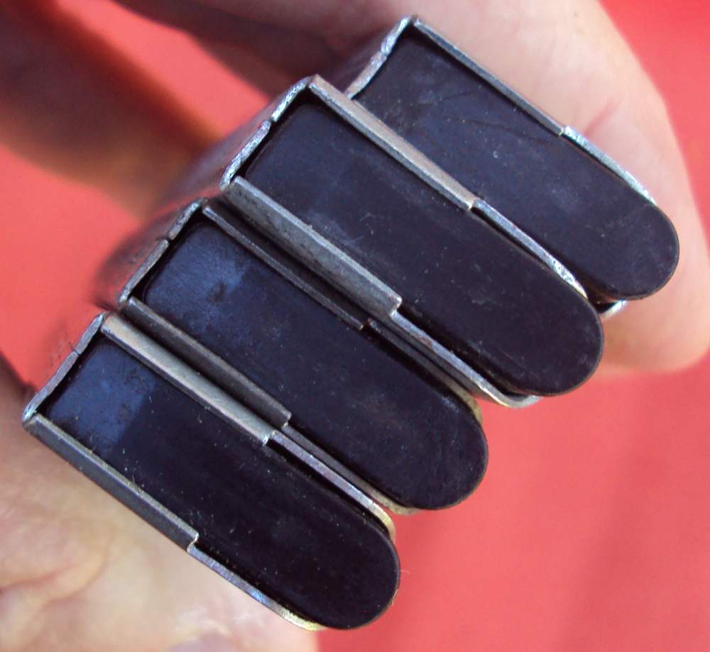 ONE Lorcin L-25 .25 ACP Factory Original Magazine-img-5
