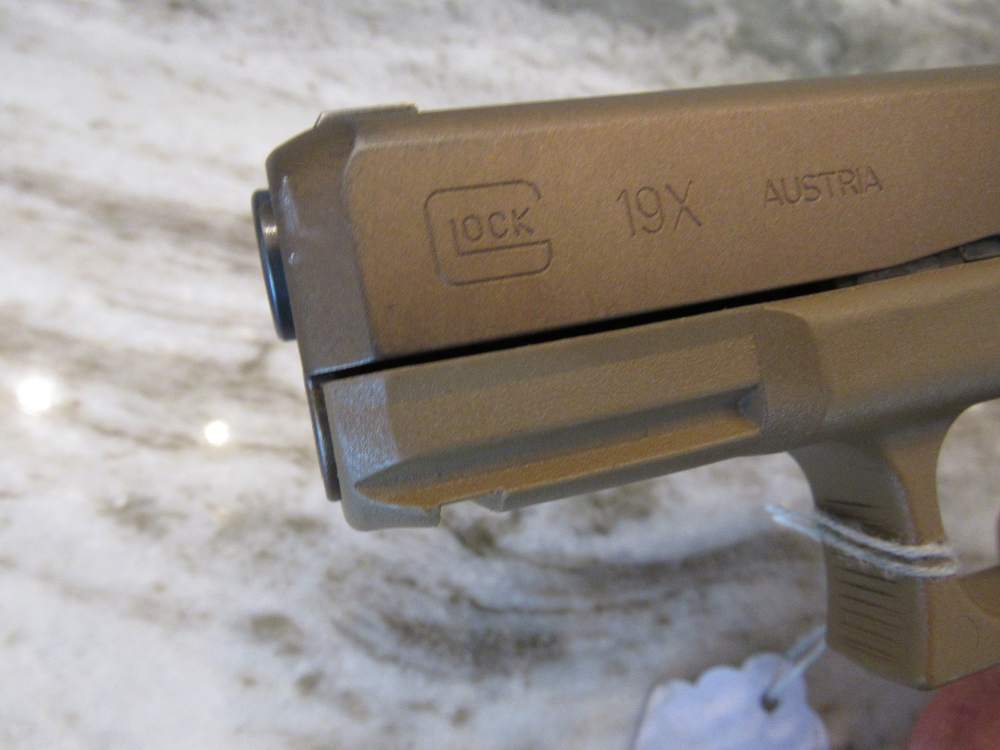 Glock 19X G5 9MM w/4.02"Brl Night Sights $.01 Start No Reserve-img-1