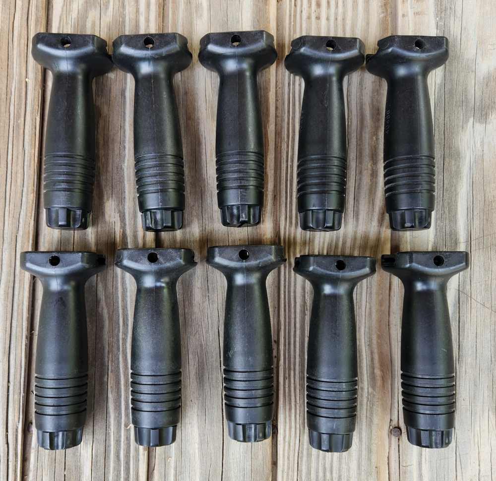Lot Of 10 P&S PRODUCTS: Vertical Grip, Foregrip, Forward Pistol Grip New-img-0