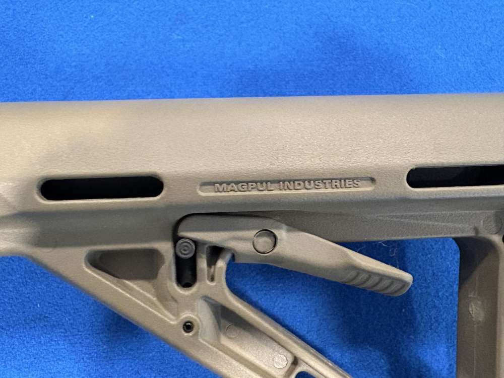 Armalite AR-10 | .308 / 7.62x51 | with 15 MAGS and Sig Romeo II Red Dot -img-13