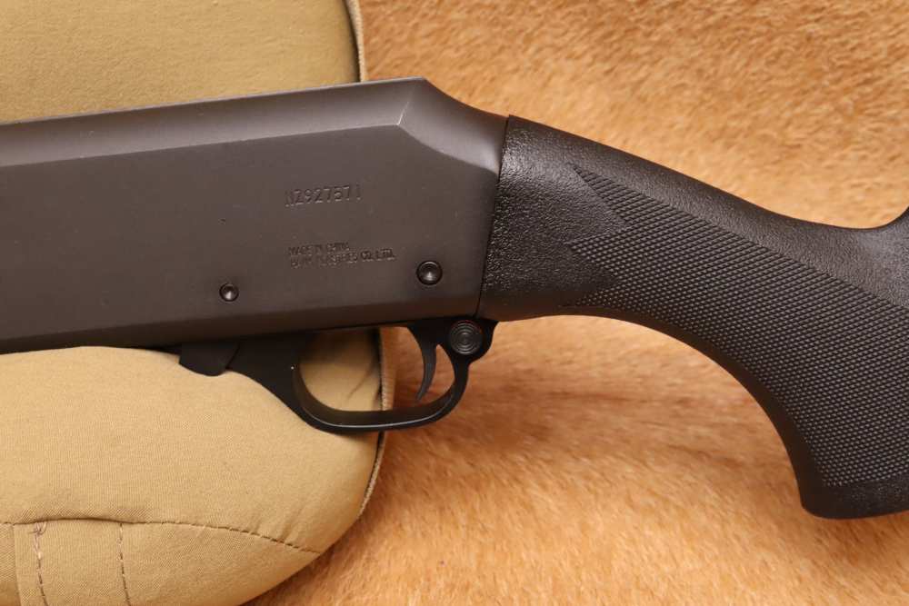 H&R 1871 Pardner Pump 12GA 18.5" Pump-Action Shotgun-img-12