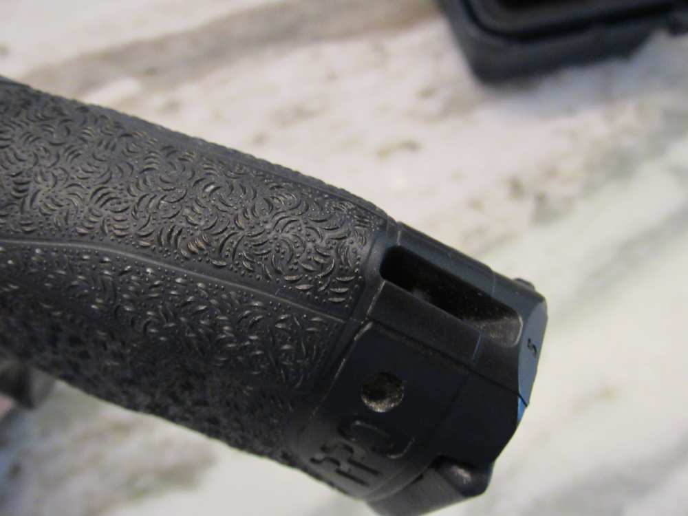Walther Arms PPQ M2 9MM 4"Brl Night Sights w/3 Mags in Box No Reserve-img-12