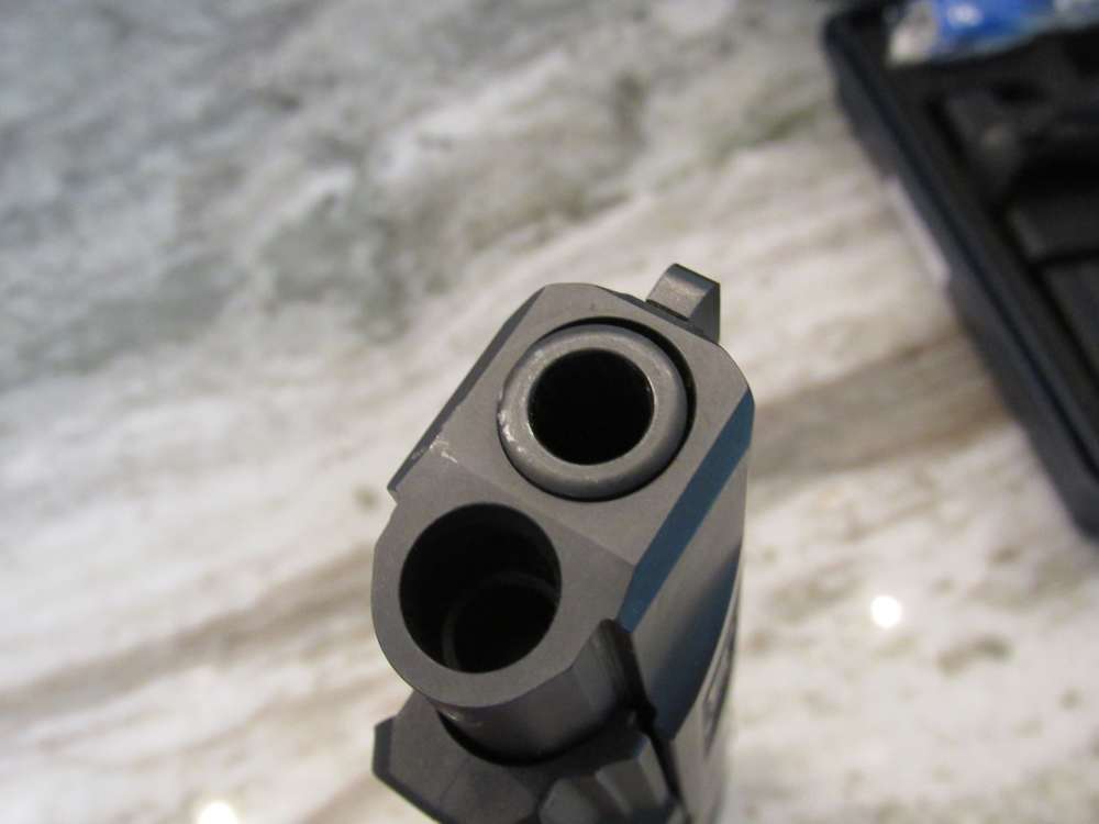 Walther Arms PPQ M2 9MM 4"Brl Night Sights w/3 Mags in Box No Reserve-img-24